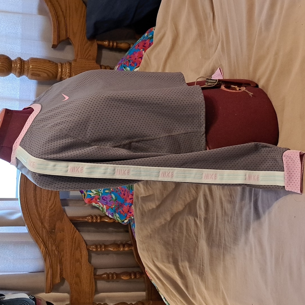 Nike Bundle - image 4